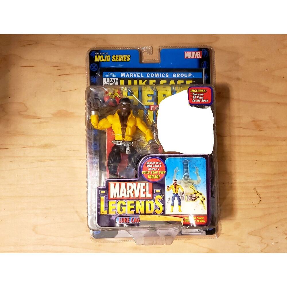 🗨💪Toy Biz Marvel Legends Luke Cage Action Figure with Comic (No BAF) 💪🗨